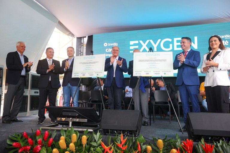 Melaço da cana vira etanol em novo complexo de biocombustíveis inaugurado no Nordeste