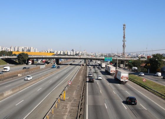 Trecho da rodovia Presidente Dutra perto de São Paulo Foto: Rovena Rosa/Agência Brasil