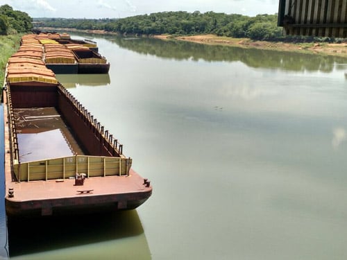 Maior comboio fluvial do Brasil transportará 75 mil toneladas de grãos pelo rio Madeira