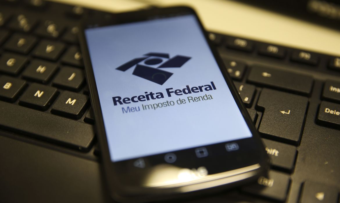 Governo despreza sistema do IR para garantir arrecadação, diz tributarista