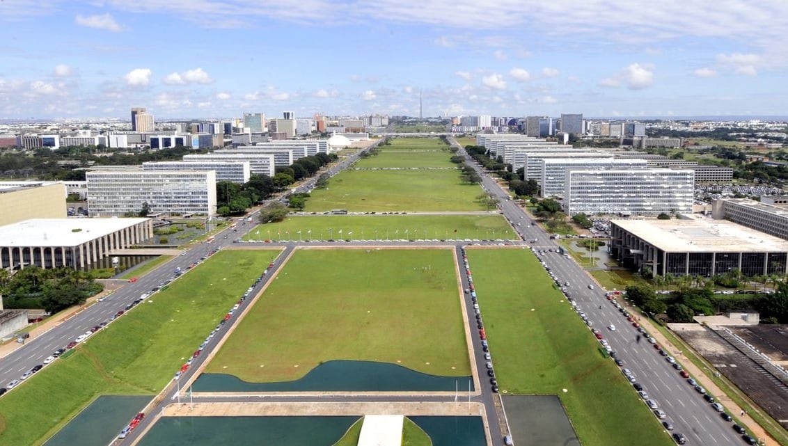 Governo limita gastos dos ministérios em R$ 128 bilhões