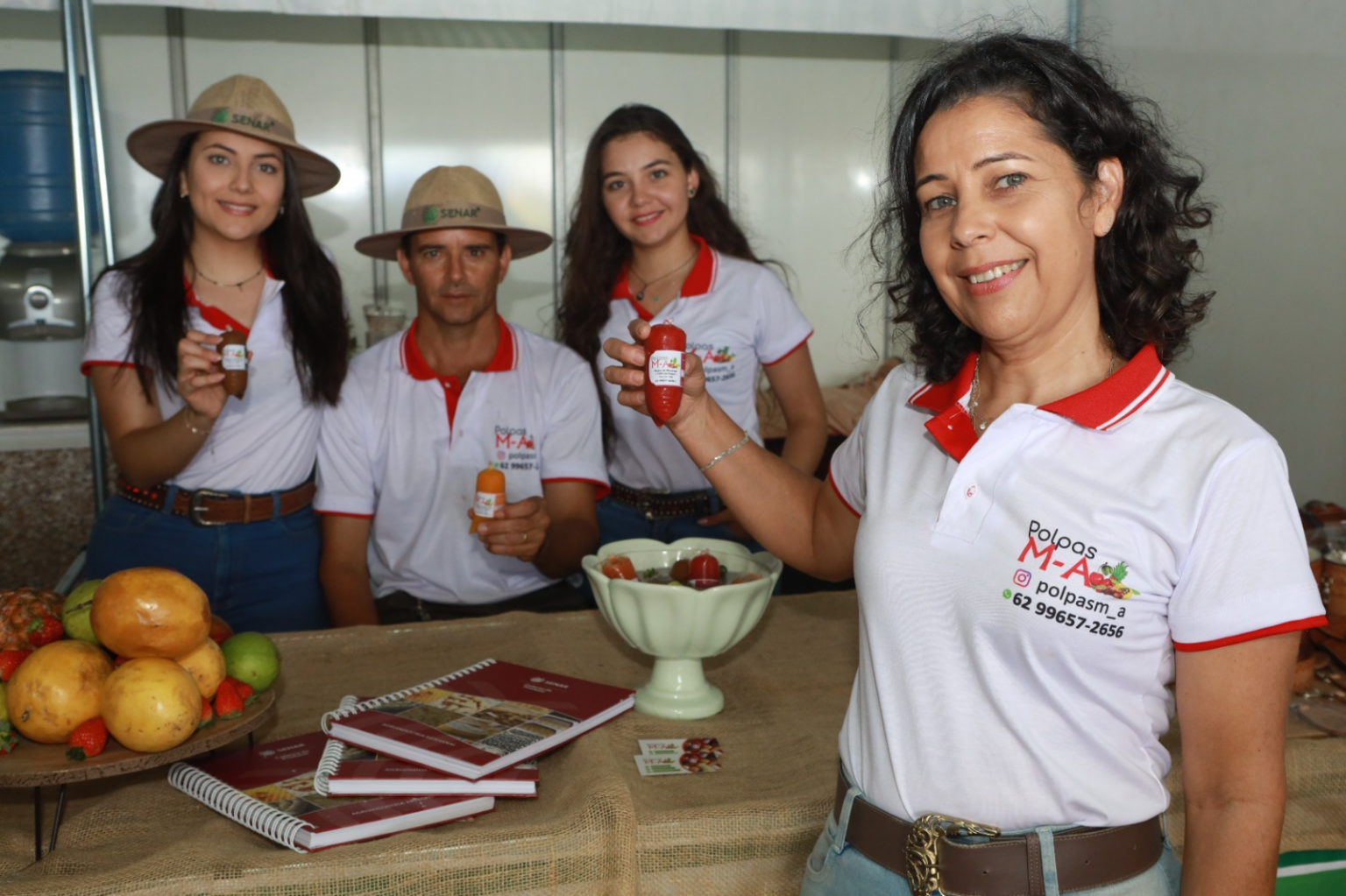 Casal de Petrolina de Goiás inova na produção de maracujá e conquista mercados