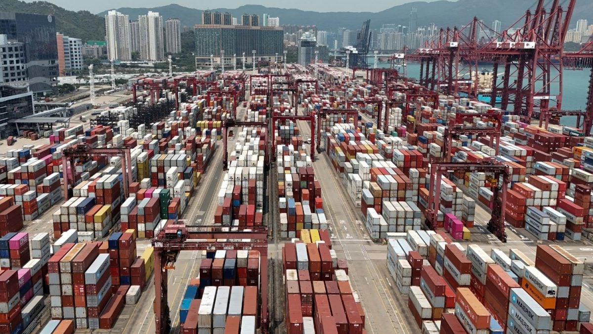 China responde a tarifas de Trump com taxas e restrições