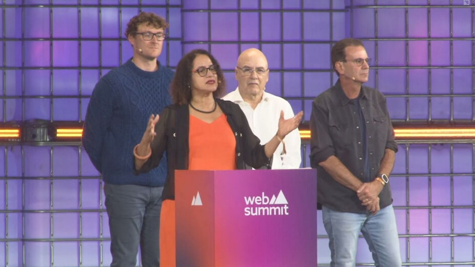 Web Summit Rio: Brasil planeja investir R$ 23 bilhões em IA, diz ministra