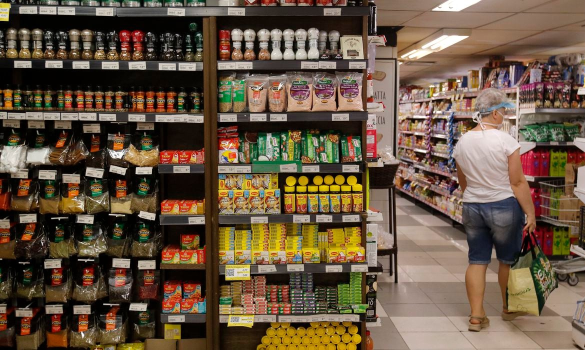 Inflação: prévia do IBGE mostra desaceleração em maio