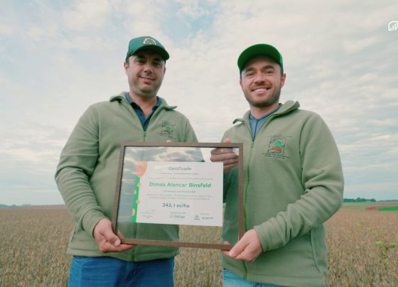 Agrícola Binsfeld, Dimas Binfeld na esquerda e o José Adolfo Binsfeld a direita, irmãos de Palmeiras das Missões (RS). Foto: Divulgação/Getap