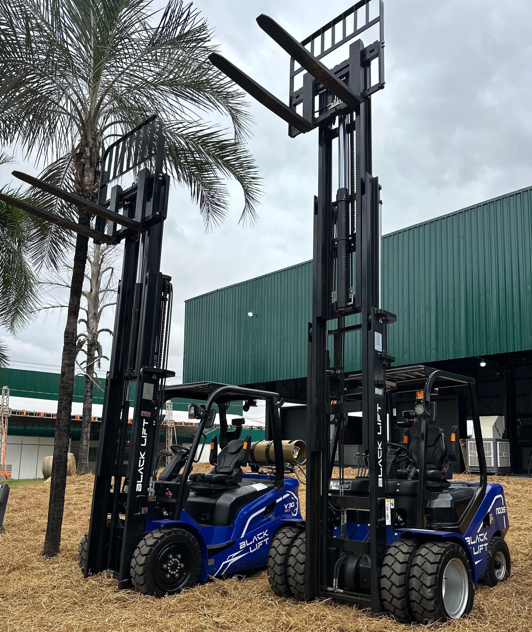 Black Lift redefine o padrão do setor de movimentação de cargas no Brasil.