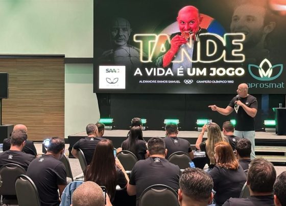 Aprosmat Semente Jogador de Vôlei Tande Foto Assessoria