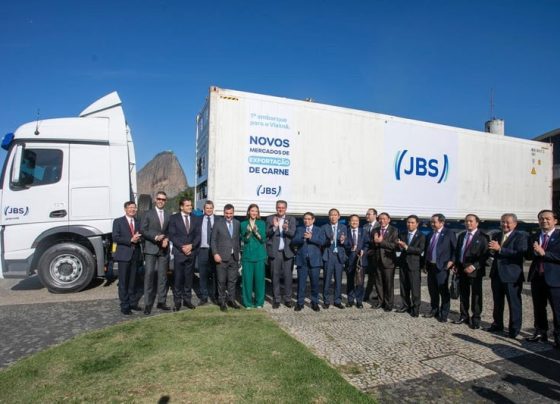 cerimônia de comemoração de embarque de carne bovina da JBS para o Vietnã