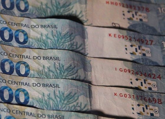 Dinheiro, Real Moeda brasileira - inflação - mercado financeiro