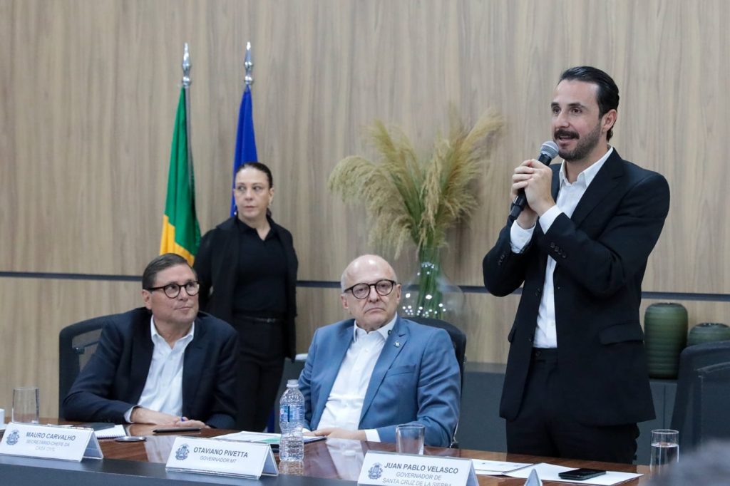 Governador discute integração Brasil-Bolívia com governador de Santa Cruz de La Sierra Foto Tonico Pereira Secom-MT1