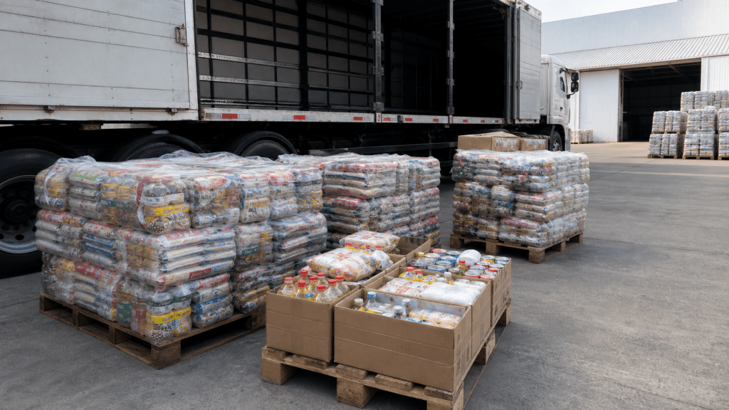 Conab distribui 2 mil cestas a indígenas de Dourados em ação emergencial