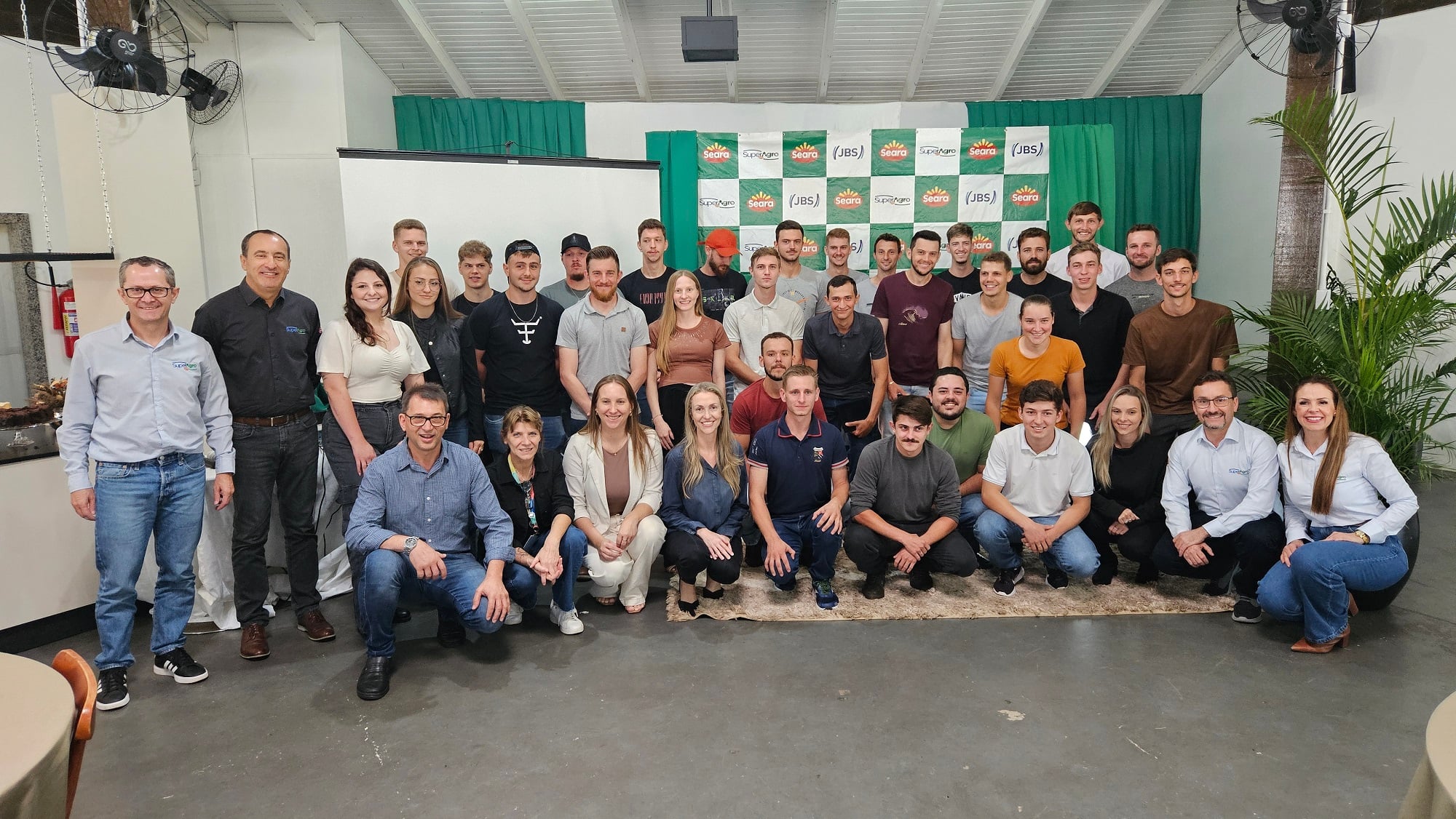 Turma Jovem Superagro SC