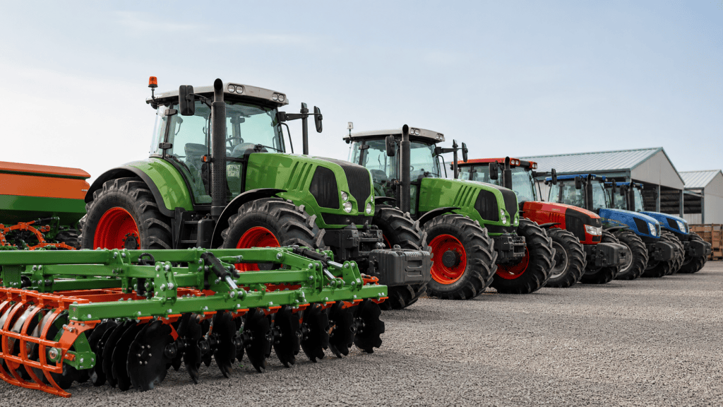 Estado entrega máquinas e equipamentos agrícolas a municípios nesta quinta-feira