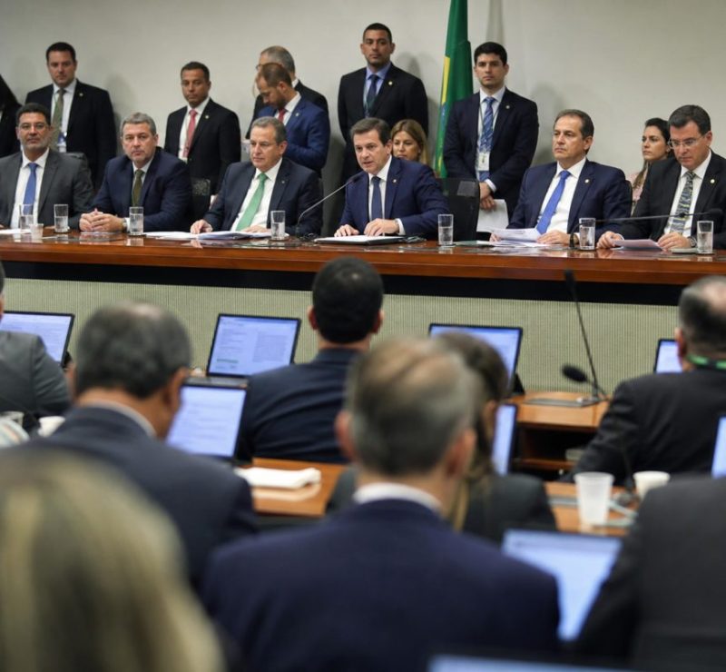 Congresso forma comissão para revisar MP sobre dívidas rurais