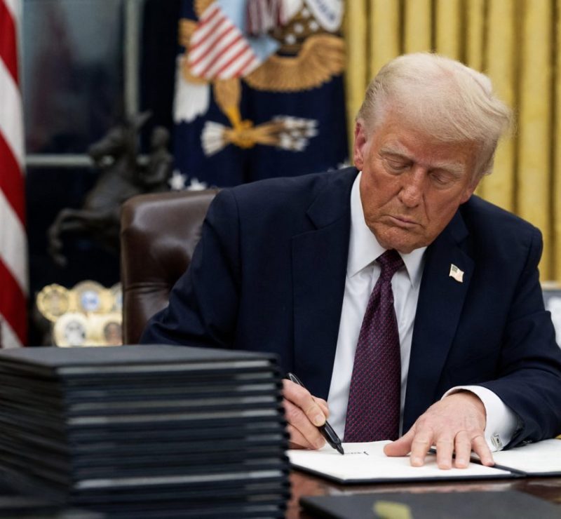 Trump Suspende Tarifas sobre Café e Bananas: O Impacto nas Importações