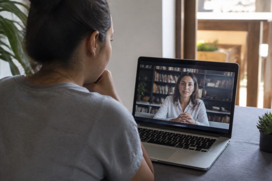 SUS oferece teleatendimento psicológico para mulheres em situação de violência