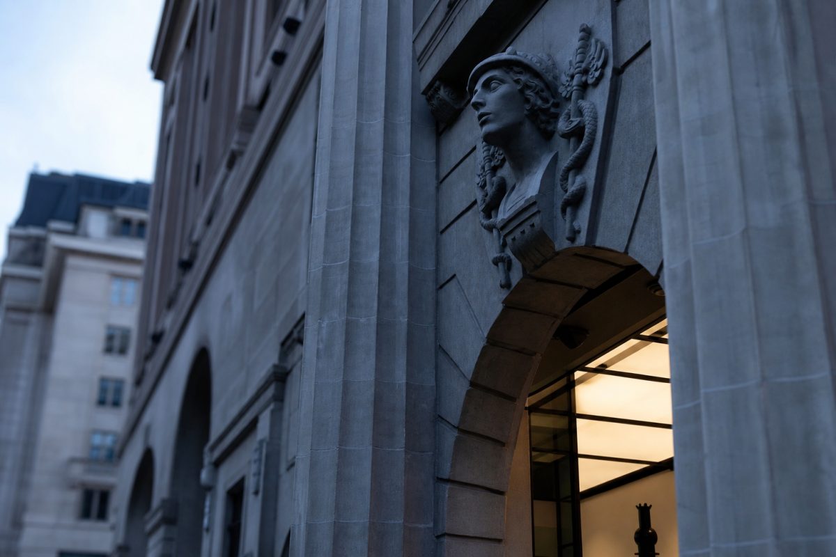 UBS obtém vitória temporária sobre exigências de capital na Suíça